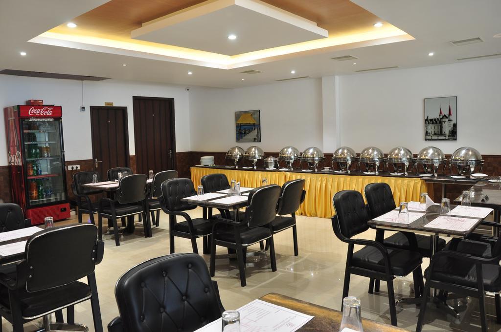 King Paradise Hotel Tiruchirappalli Екстериор снимка