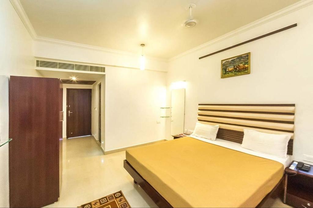 King Paradise Hotel Tiruchirappalli Екстериор снимка